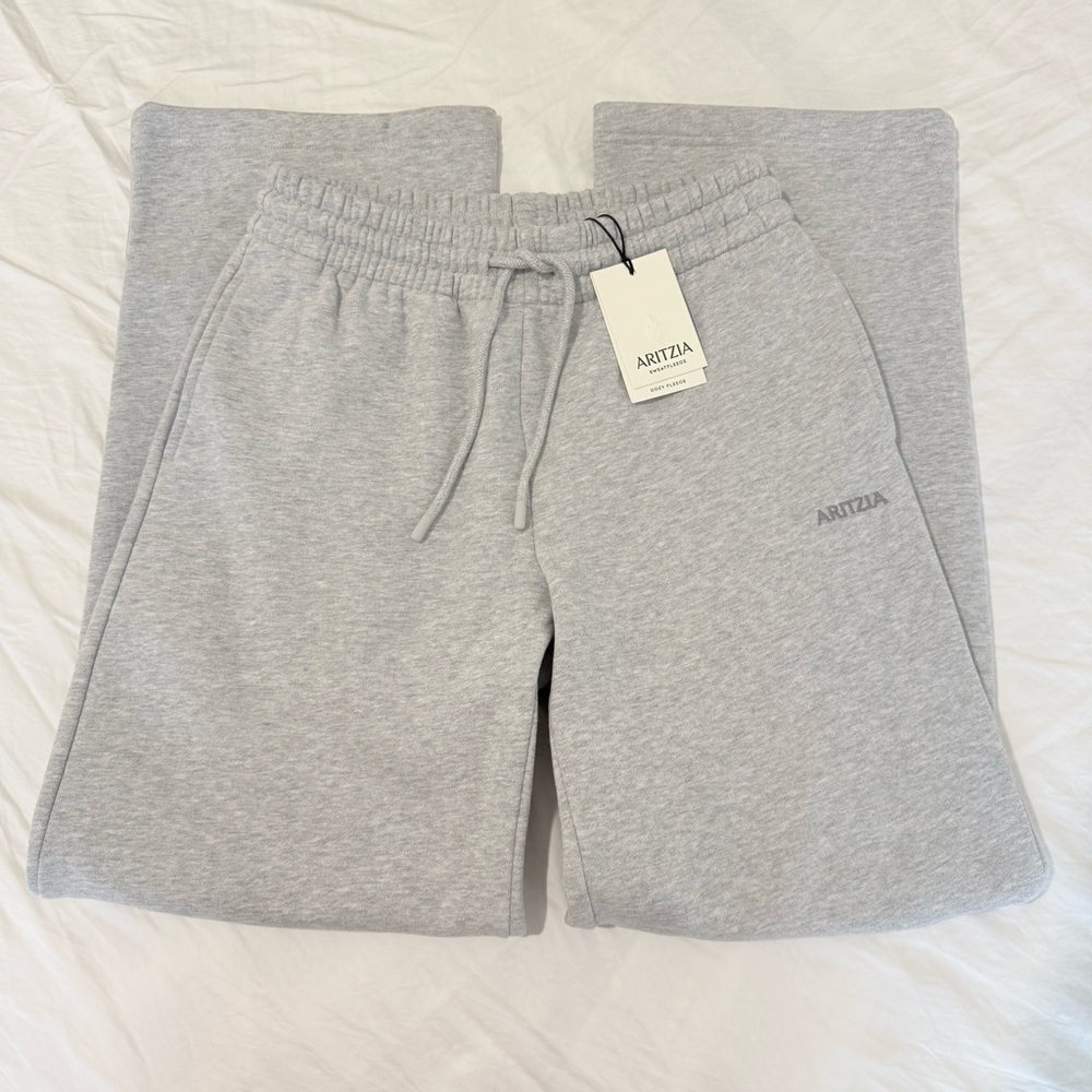 Aritzia Boyfriend Fit Wide Leg Gray Sweatpants